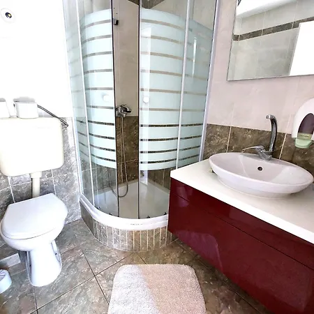 Apartment Guest House Silvija - Sea View *