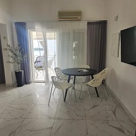 Guest House Silvija - Sea View * Primosten