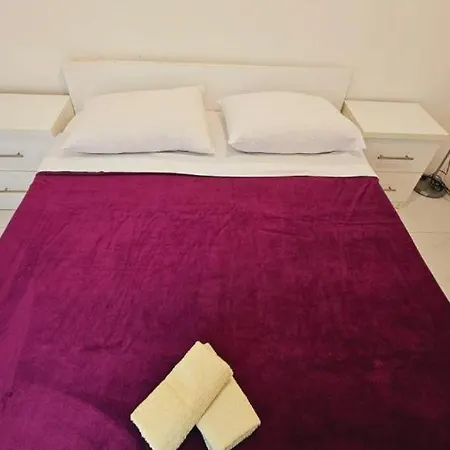 Apartment Guest House Silvija - Sea View *