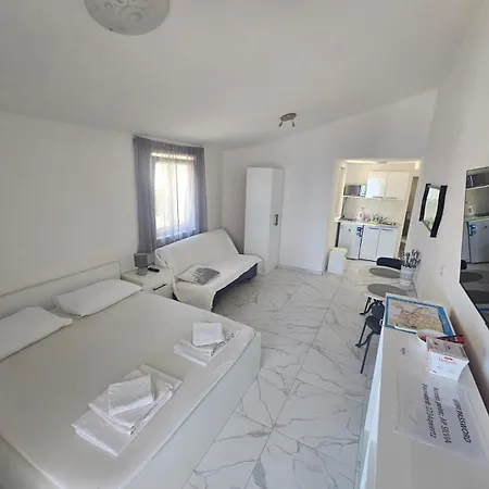 Guest House Silvija - Sea View Apartment Primosten