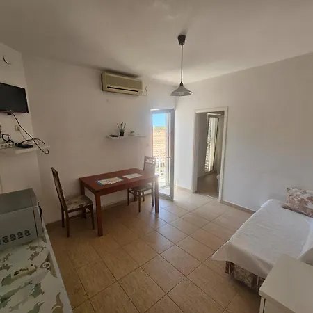 Guest House Silvija - Sea View Primosten